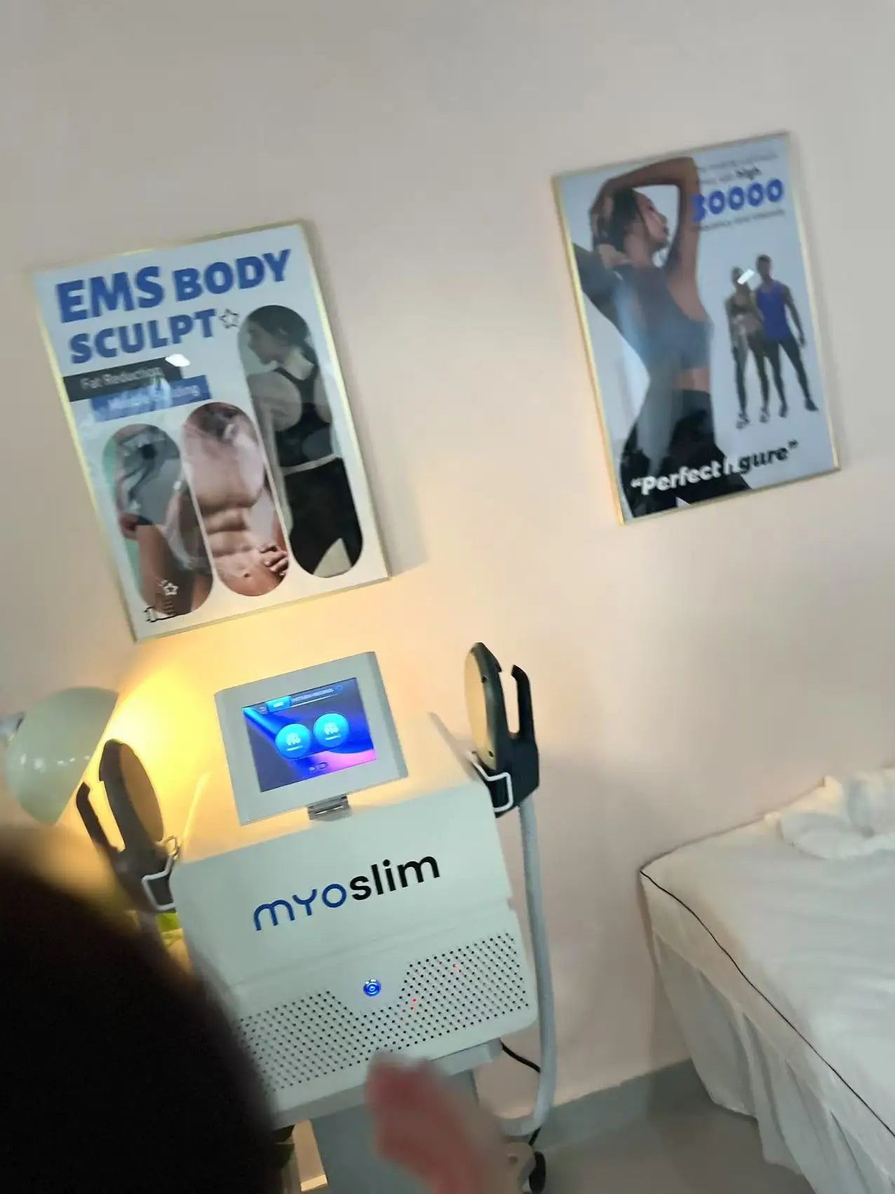 Portable HIEMT 6500W RF Body Shaper For Muscle Growth