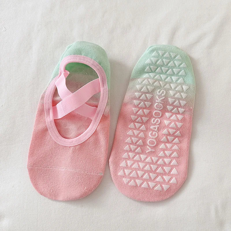 Women Yoga Gradient Silicone Non Slip No Show Pilates Grip Socks